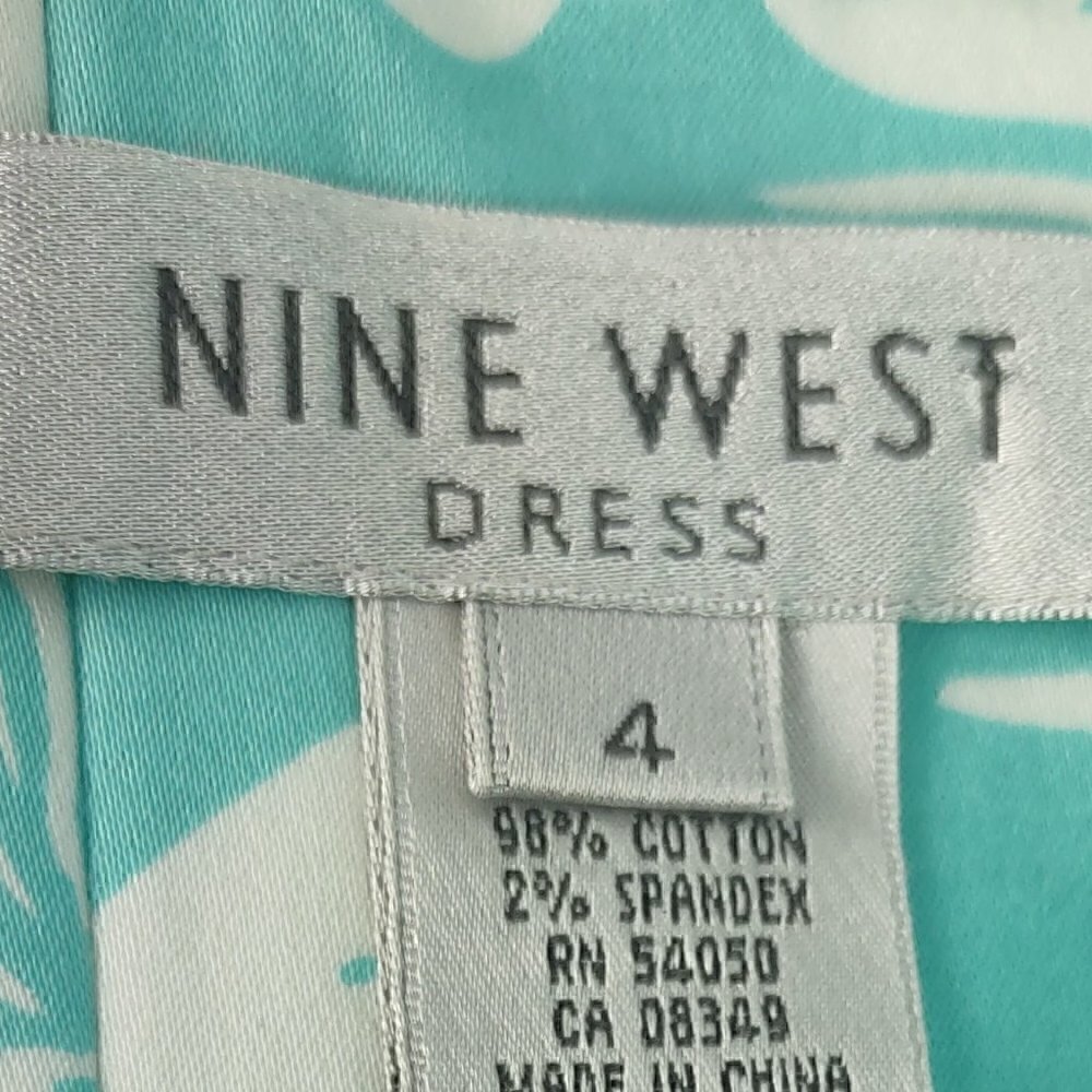 Nine West Sleeveless Fit and Flare Aqua Flower Dress Size 4 - Picture 9 of 10
